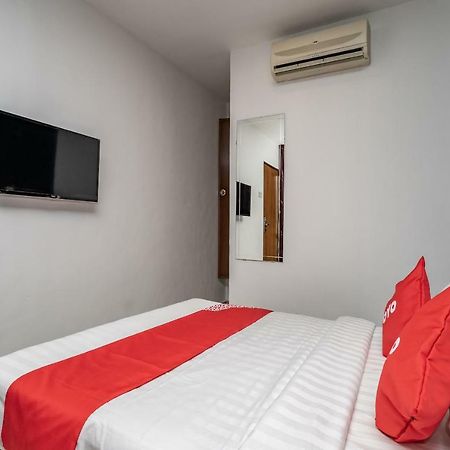 Oyo 1167 Rest & Go Hotel, Klang Exteriör bild